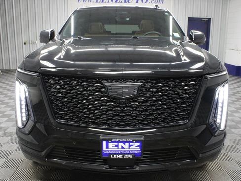 Used 2025 Cadillac Escalade Premium Luxury w/ Touring Package AWD/4WD image 58