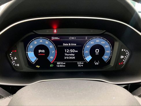 Certified 2025 Audi Q3 2.0T Premium Plus w/ Premium Plus Package image 26
