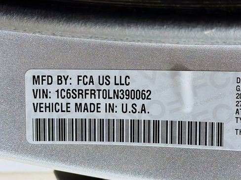 Used 2020 RAM 1500 Laramie image 38