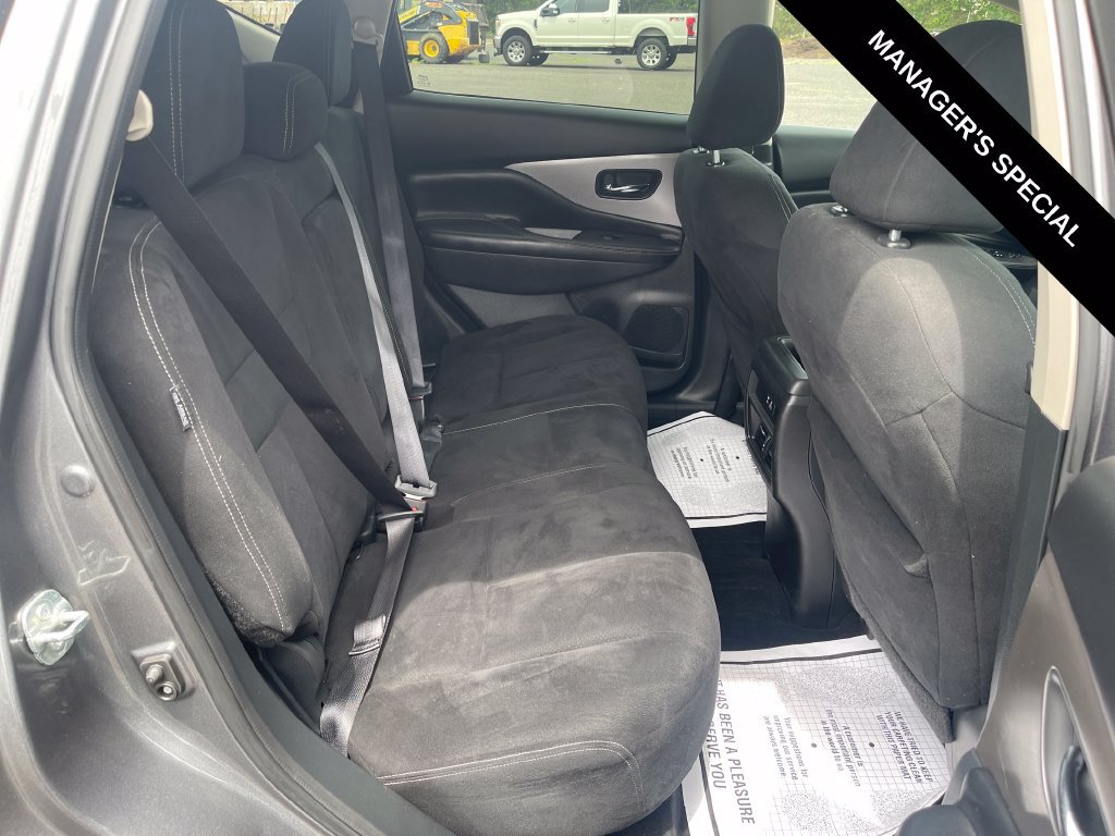 Used 2022 Nissan Murano S AWD/4WD image 17