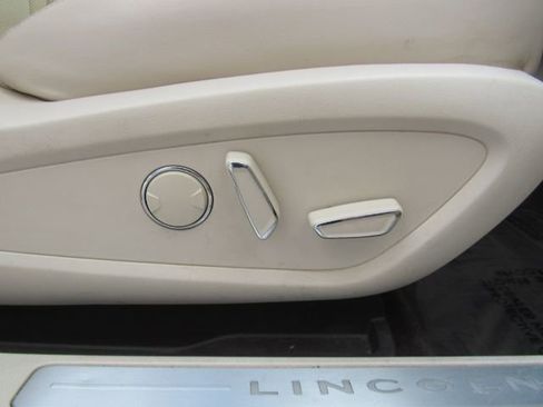 Used 2015 Lincoln MKC FWD w/ Equipment Group 102A Reserve image 21