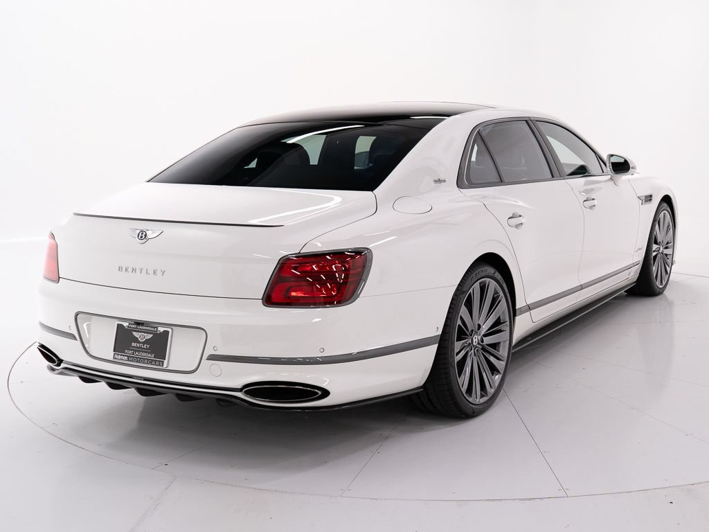 Used 2025 Bentley Flying Spur Plug-In Hybrid AWD/4WD image 5