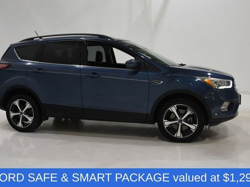 Used 2018 Ford Escape SEL w/ Ford Safe & Smart Package AWD/4WD image 3