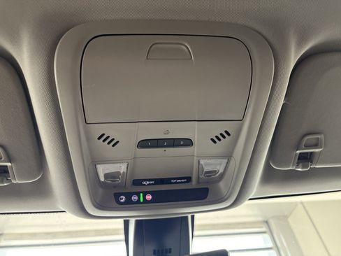 Used 2024 Chevrolet Blazer LT w/ Sound & Technology Package image 19