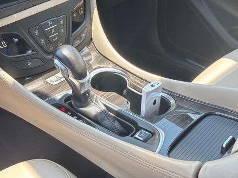 Used 2019 Buick Envision Preferred FWD image 35