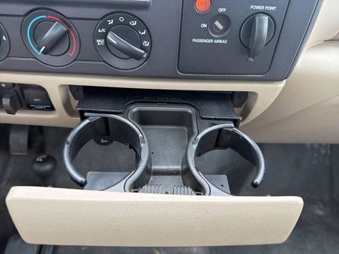 Used 2005 Ford F350 XLT AWD/4WD image 26