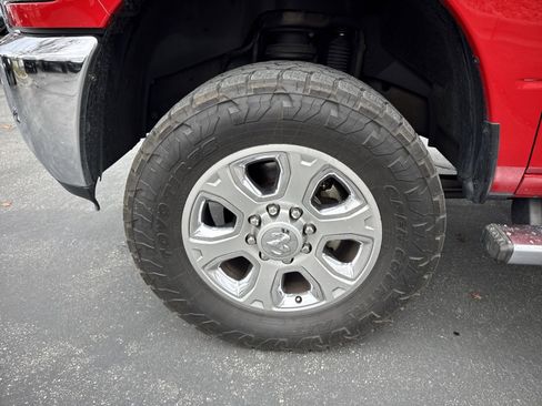 Used 2014 RAM 3500 Big Horn image 15