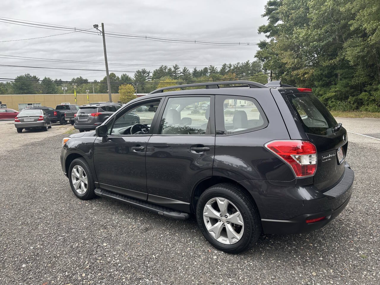 Used 2016 Subaru Forester 2.5i w/ Alloy Wheel Package AWD/4WD image 10
