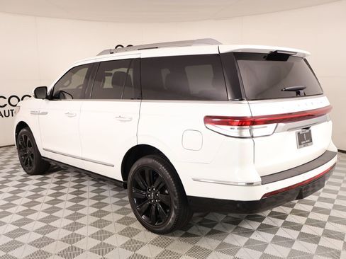 Certified 2023 Lincoln Navigator Reserve AWD/4WD image 25
