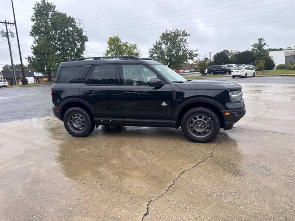 Used 2024 Ford Bronco Sport Outer Banks AWD/4WD image 11