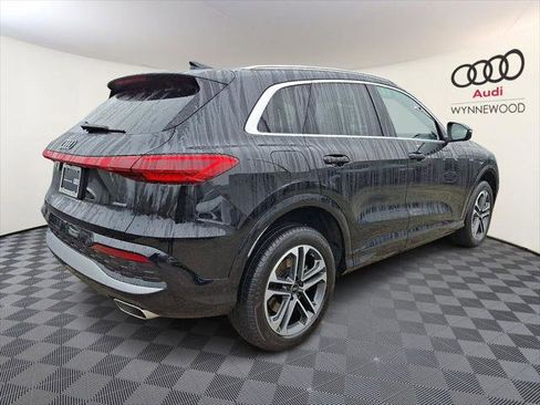 Certified 2025 Audi Q5 Premium w/ Premium Plus AWD/4WD image 6
