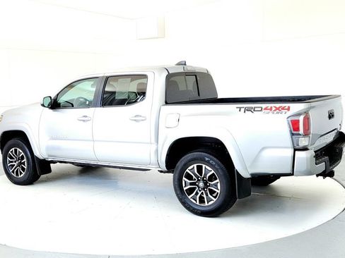 Certified 2023 Toyota Tacoma TRD Sport w/ Technology Package AWD/4WD image 4