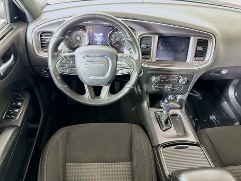 Used 2020 Dodge Charger SXT w/ Blacktop Package image 4