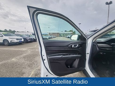 Used 2022 Jeep Compass Trailhawk w/ Trailhawk Elite Group AWD/4WD image 11