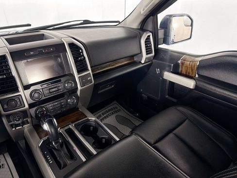 Used 2019 Ford F150 Lariat AWD/4WD image 23