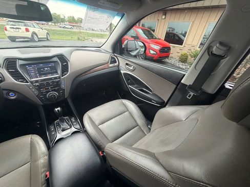Used 2019 Hyundai Santa Fe XL FWD image 52