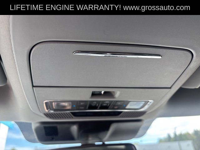 Used 2025 Ford F250 Lariat AWD/4WD image 22