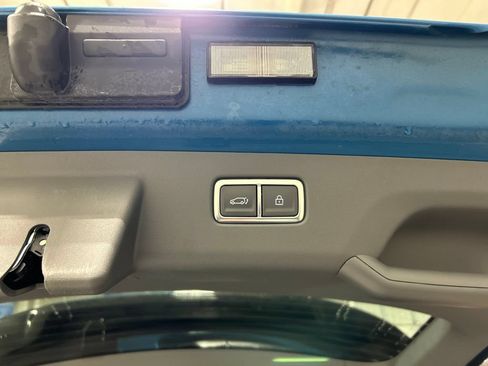 Certified 2024 Kia EV9 GT-Line AWD/4WD image 37
