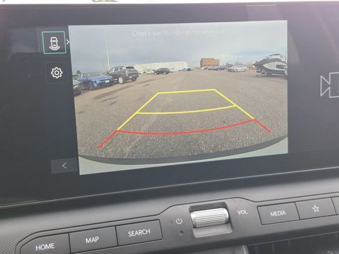 New 2025 Kia K4 LXS image 21