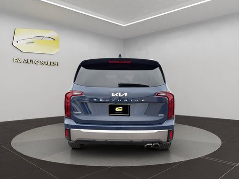 Used 2025 Kia Telluride S image 6