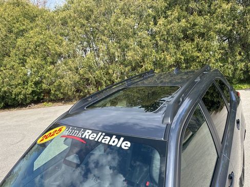 Used 2025 Subaru Forester Premium AWD/4WD image 9