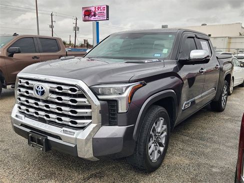 Used 2023 Toyota Tundra 1794 Edition image 3