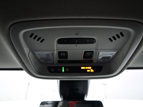 Used 2021 Chevrolet Traverse Premier w/ LPO, Floor Liner Package image 34