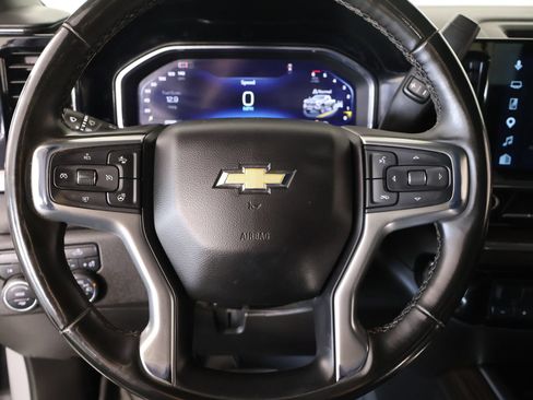 Used 2024 Chevrolet Silverado 2500 LT w/ Convenience Package AWD/4WD image 3