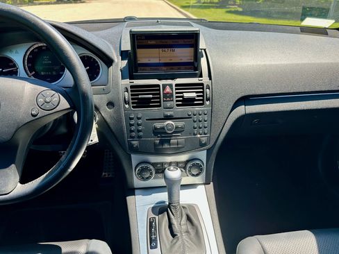 Used 2008 Mercedes-Benz C 300 4MATIC Sedan image 24