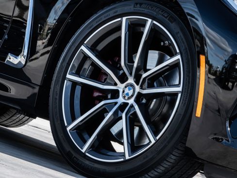 Certified 2023 BMW 430i Convertible w/ Premium Package image 12