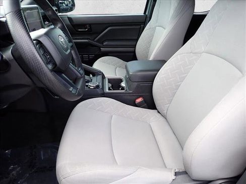 Used 2024 Toyota Tacoma SR5 AWD/4WD image 10