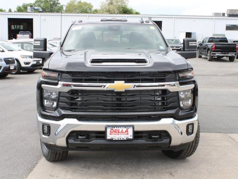New 2025 Chevrolet Silverado 2500 LT w/ Convenience Package image 31