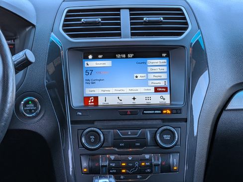 Used 2017 Ford Explorer XLT w/ Equipment Group 202A image 15