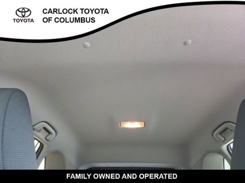 Used 2021 Toyota RAV4 XLE AWD/4WD image 13