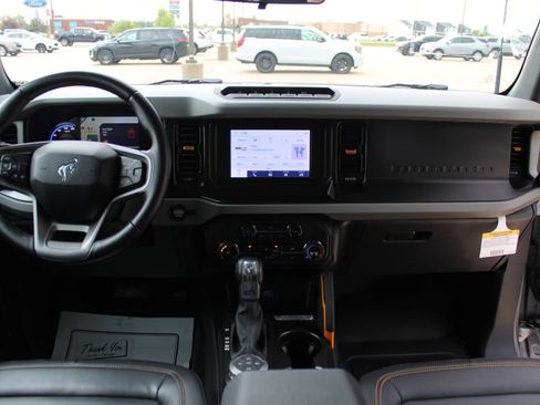 Used 2022 Ford Bronco Badlands AWD/4WD image 40