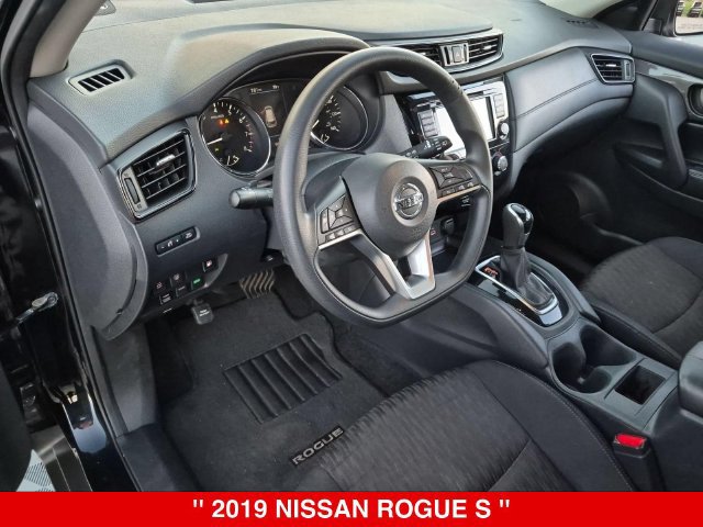 Used 2019 Nissan Rogue S AWD/4WD image 17