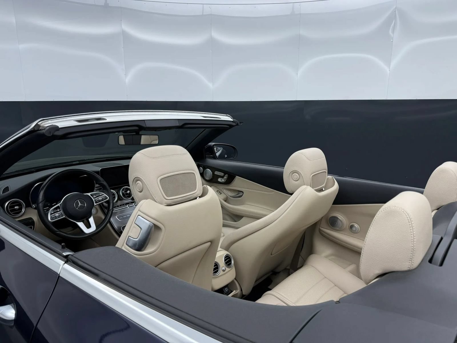 Used 2019 Mercedes-Benz C 300 4MATIC Cabriolet image 49