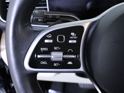 Used 2022 Mercedes-Benz GLS 450 GLS 450 image 26