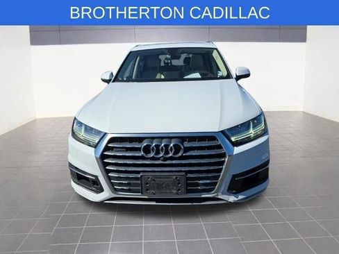 Used 2017 Audi Q7 3.0T Prestige w/ Prestige Package AWD/4WD image 2