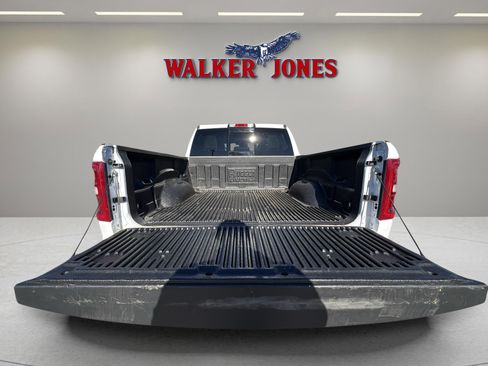 Used 2025 RAM 1500 Laramie AWD/4WD image 16
