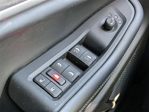 Used 2023 Jeep Grand Cherokee Limited w/ Trailer Tow Prep Group (B) image 24