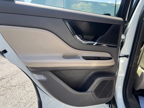Used 2020 Lincoln Corsair AWD w/ Equipment Group 101A image 41