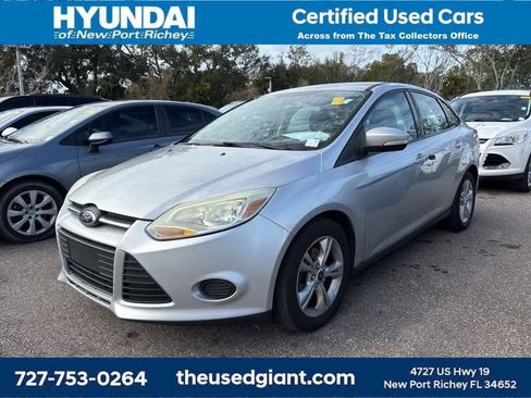 Used 2013 Ford Focus SE image 1
