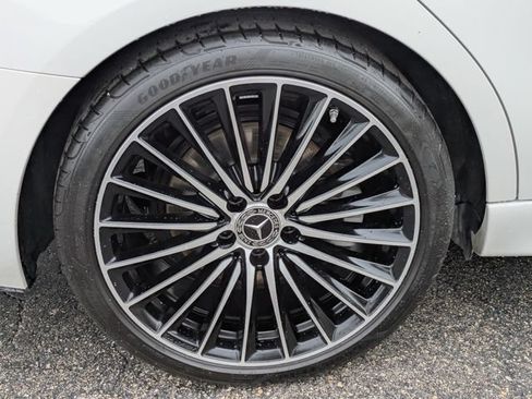 Used 2023 Mercedes-Benz C 300 4MATIC Sedan image 7