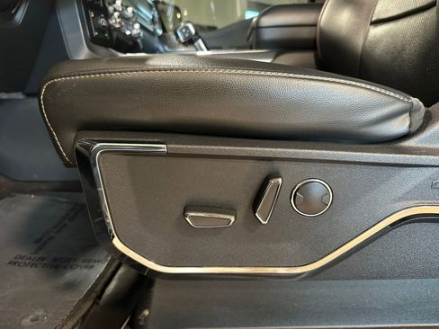 Used 2021 Ford F150 Lariat image 14