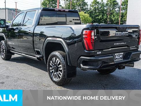 Used 2024 GMC Sierra 3500 Denali Ultimate AWD/4WD image 4