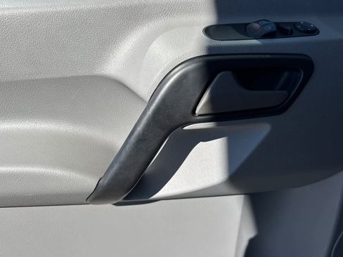 Used 2017 Mercedes-Benz Sprinter 3500 image 10