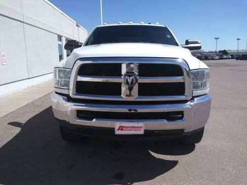 Used 2013 RAM 2500 Tradesman w/ Chrome Appearance Group AWD/4WD image 3