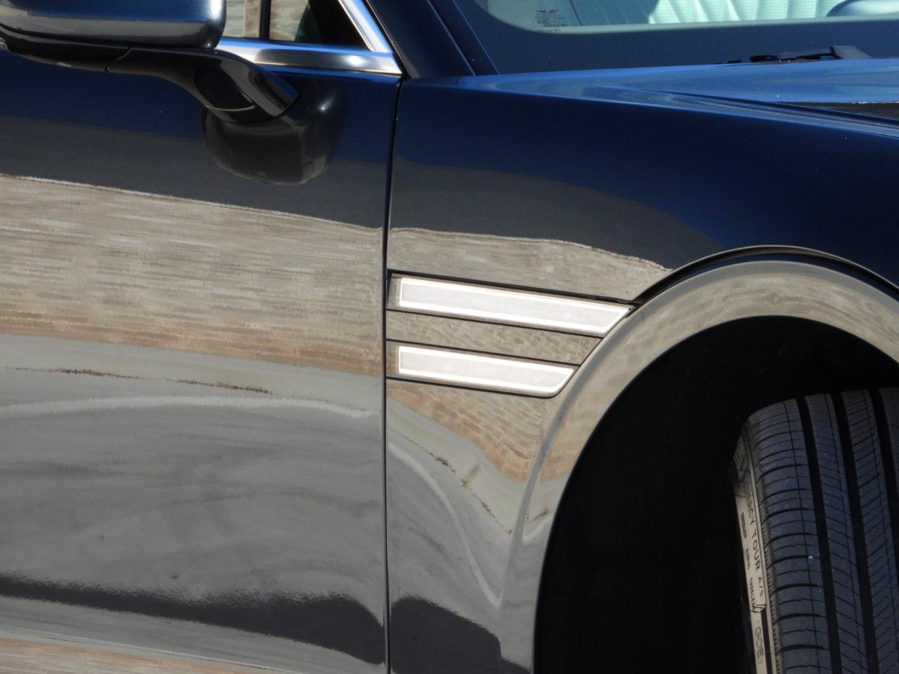 Used 2023 Genesis G90 3.5T AWD/4WD image 13
