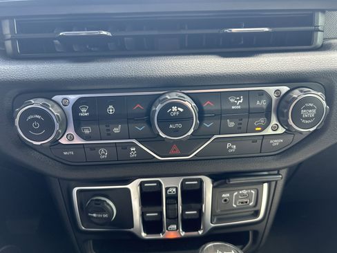 New 2025 Jeep Wrangler Sport S image 42